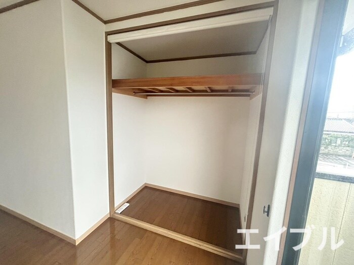 物件内観写真13　(収納)