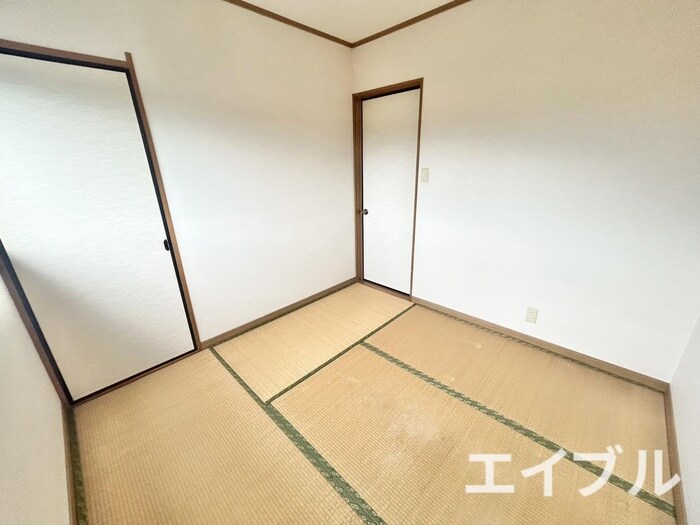 末松アパ－トⅡの居室