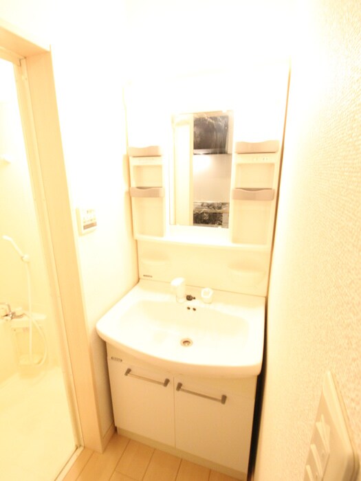 物件内観写真8　(洗面)