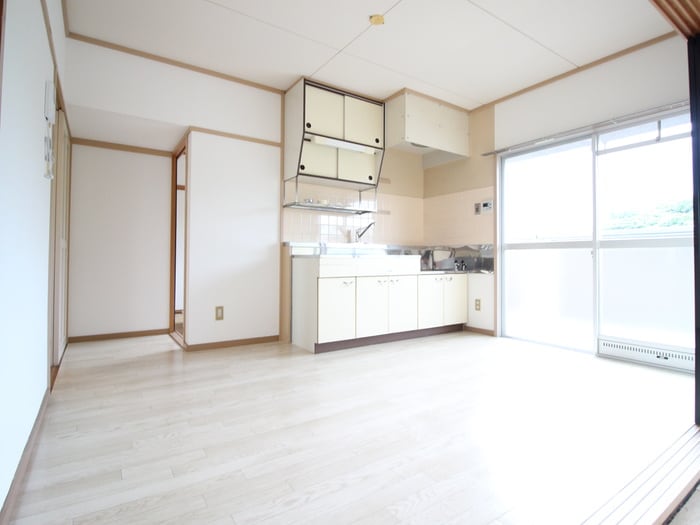 物件内観写真4　(居室)