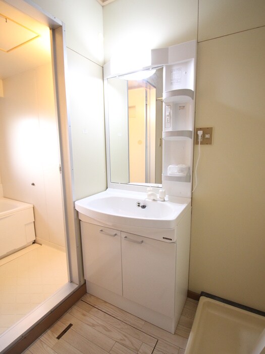 物件内観写真8　(洗面)