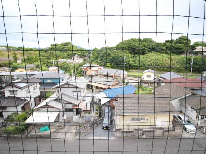 物件内観写真11　(室内からの展望)