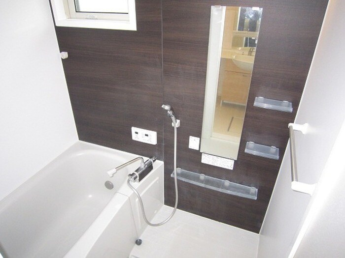 物件内観写真6　(バス／シャワールーム等)