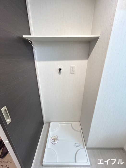 物件内観写真13　(洗濯機置場)