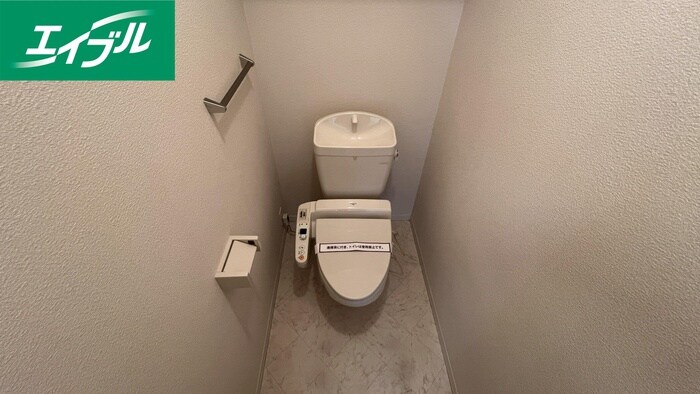 物件内観写真11　(トイレ)