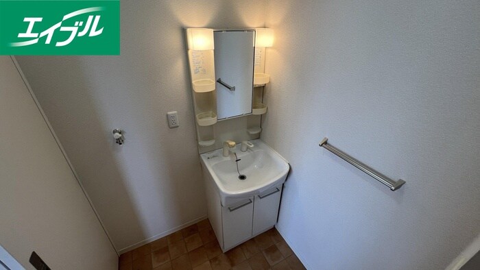 物件内観写真12　(洗面)