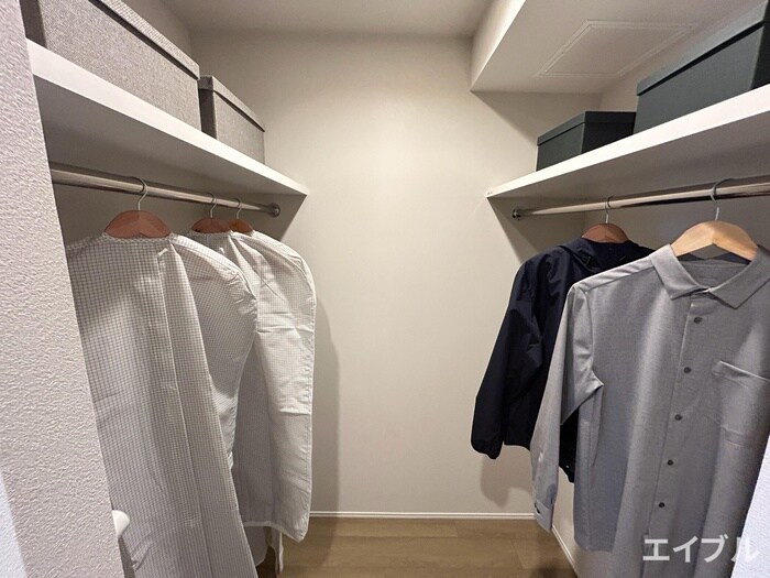 物件内観写真11　(収納)