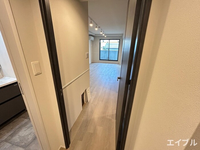 物件内観写真18　(廊下)