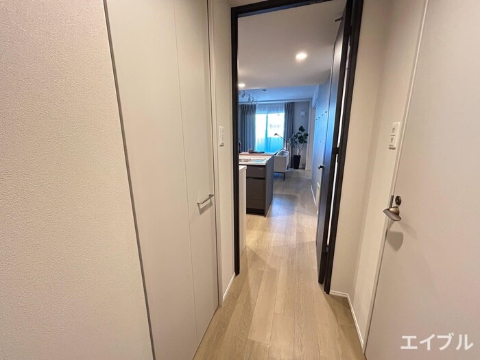 物件内観写真21　(廊下)