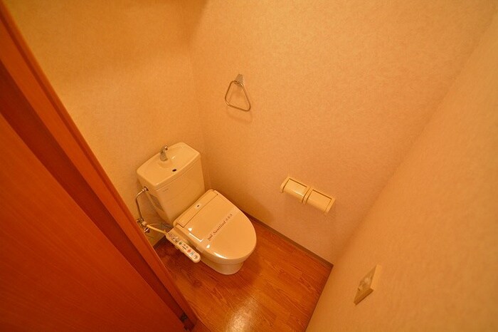 物件内観写真9　(トイレ)