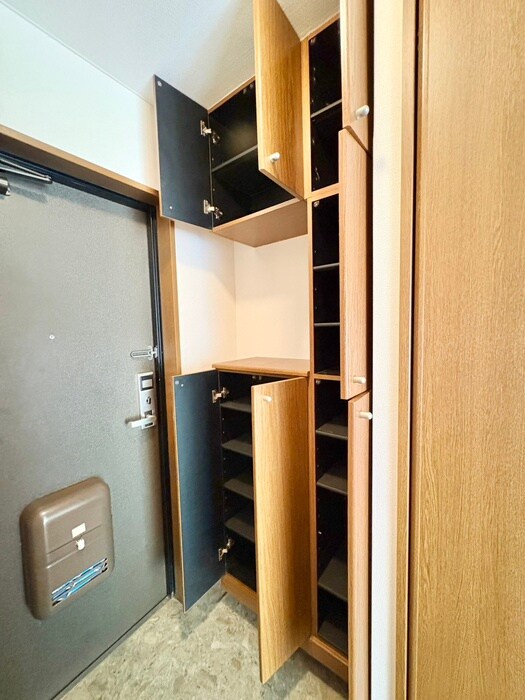物件内観写真17　(靴箱)