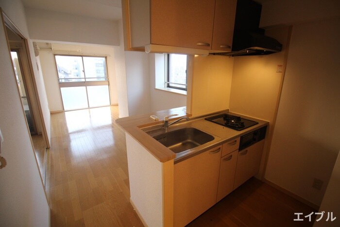 物件内観写真8　(居室)