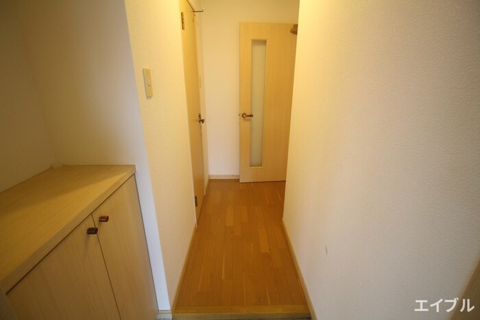 物件内観写真17　(廊下)