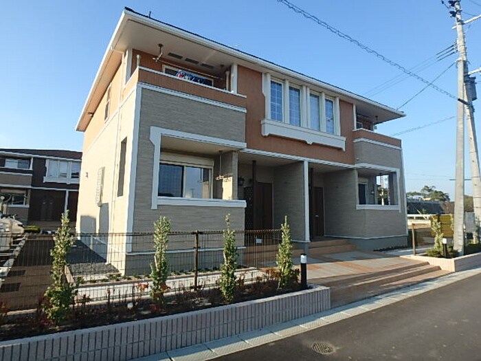 物件外観写真1　(外観写真)