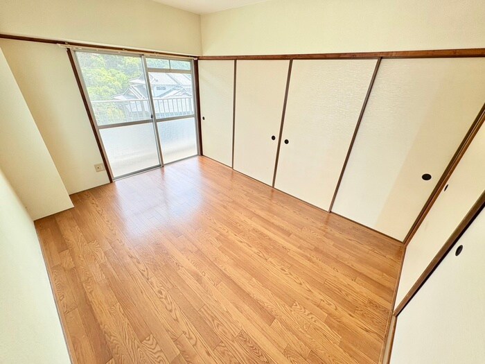 物件内観写真9　(居室)