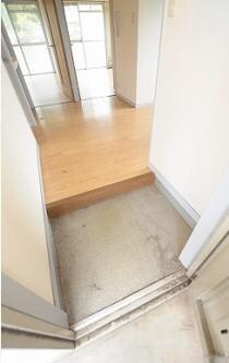 物件内観写真15　(玄関)