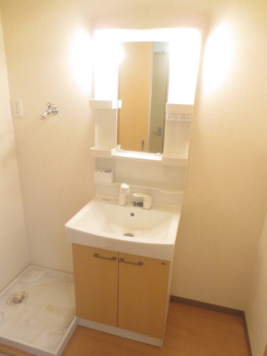 物件内観写真8　(洗面)