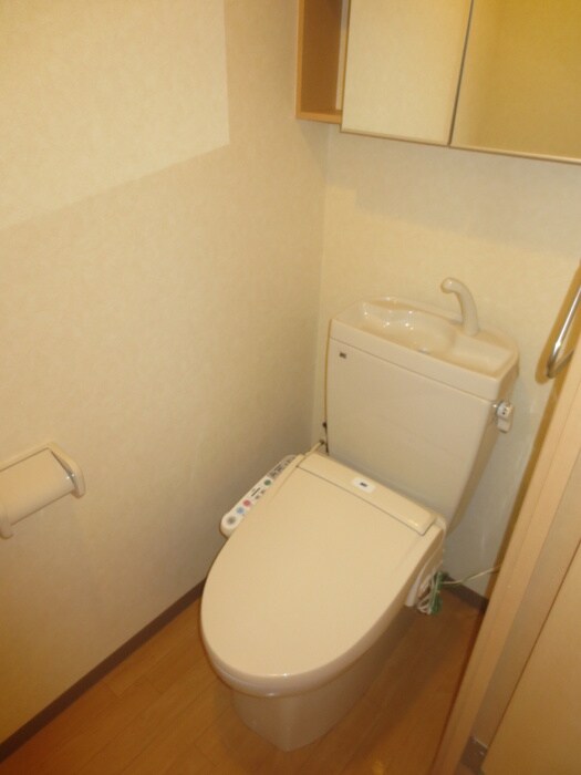 物件内観写真12　(トイレ)