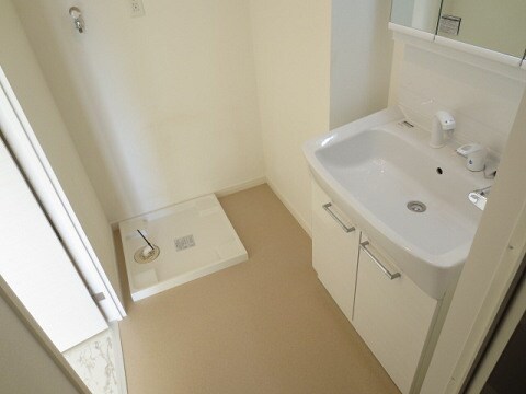 物件内観写真9　(洗面)