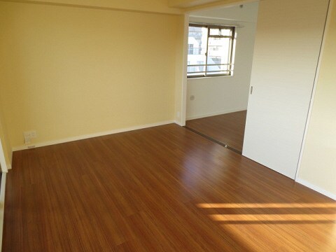 物件内観写真10　(居室)