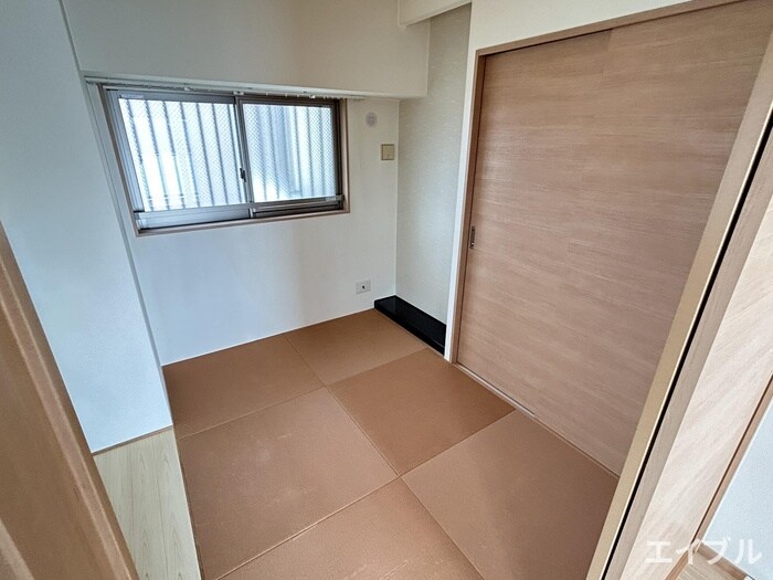 物件内観写真10　(居室)