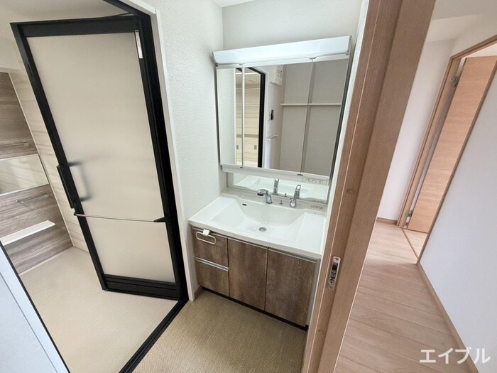 物件内観写真12　(洗面)