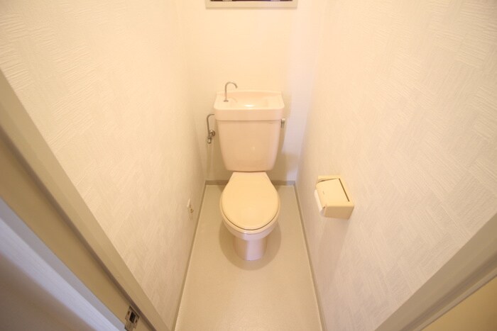 物件内観写真12　(トイレ)