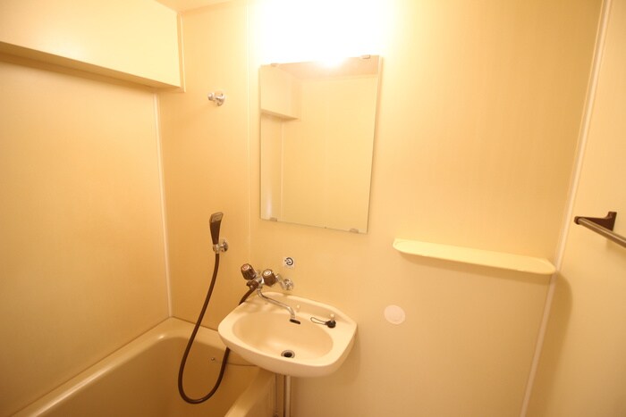 物件内観写真13　(洗面)