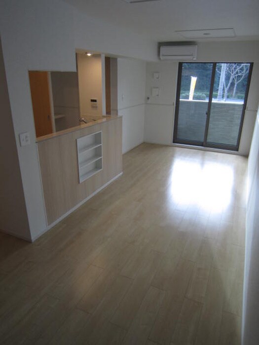 物件内観写真6　(居室)