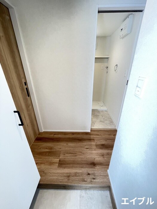 物件内観写真19　(玄関)