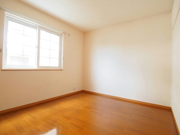 物件内観写真14　(居室)