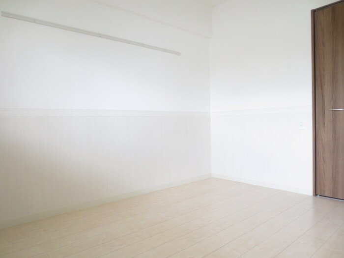 物件内観写真11　(居室)