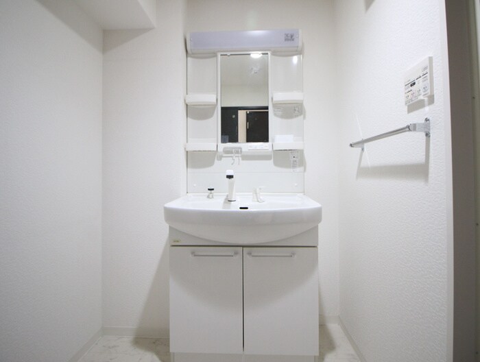 物件内観写真13　(洗面)