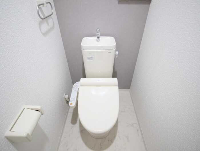 物件内観写真14　(トイレ)