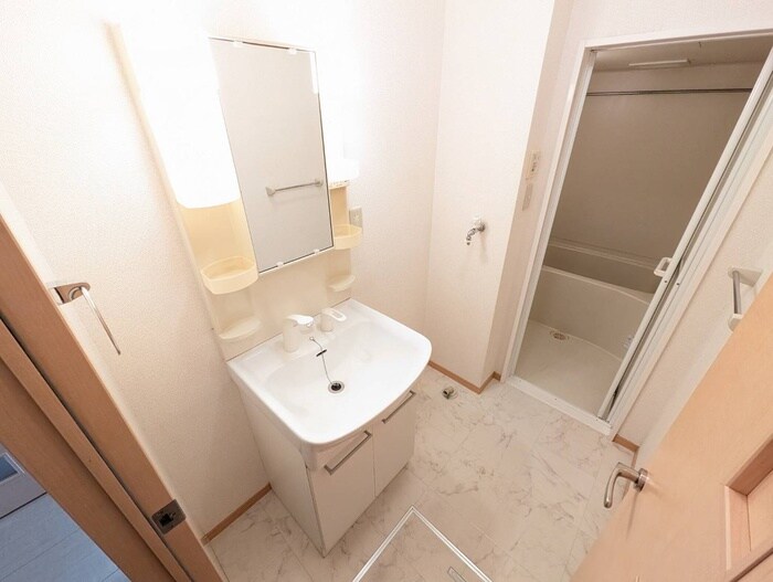 物件内観写真10　(洗面)