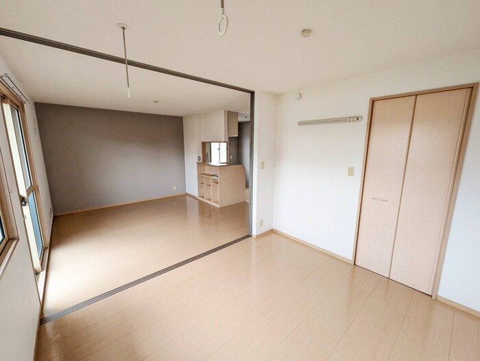 物件内観写真19　(居室)