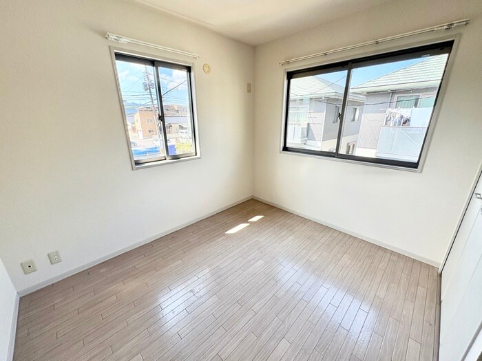 物件内観写真18　(居室)