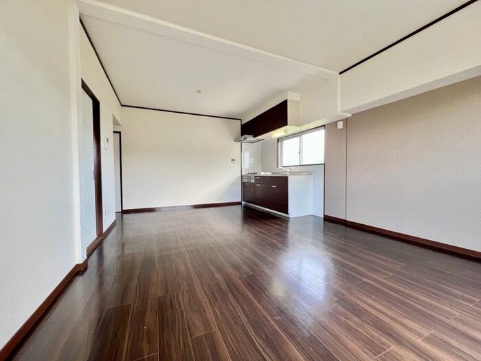 物件内観写真4　(居室)