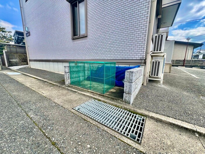 物件外観写真2　(周辺環境)