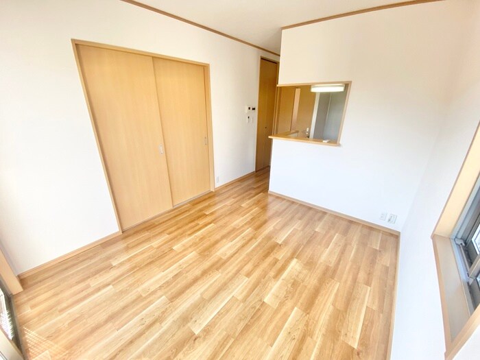 物件内観写真6　(居室)