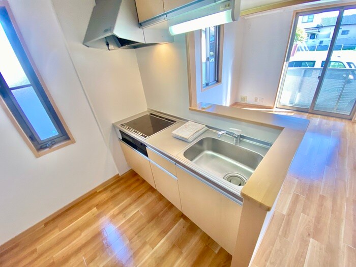 物件内観写真8　(キッチン)