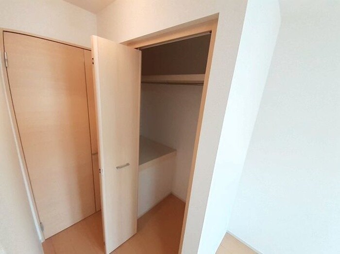 物件内観写真8　(収納)
