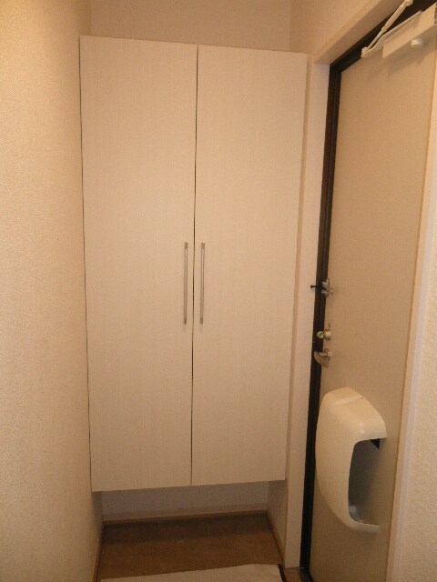 物件内観写真11　(靴箱)