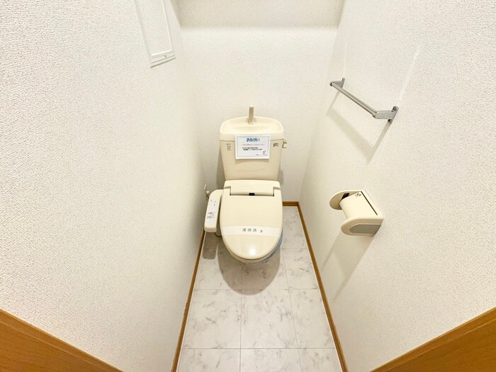 物件内観写真9　(トイレ)