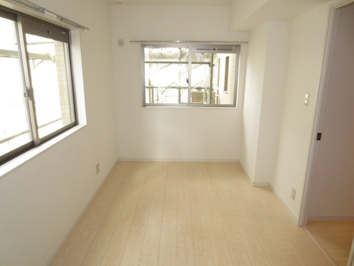 物件内観写真12　(内観写真)