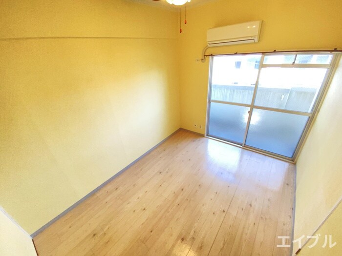 物件内観写真5　(居室)