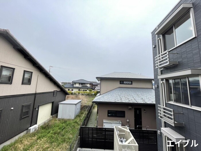 物件内観写真22　(室内からの展望)