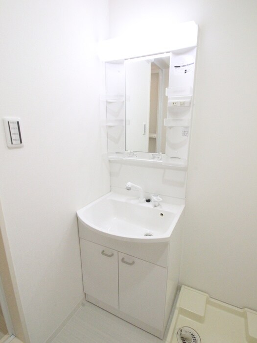 物件内観写真9　(洗面)