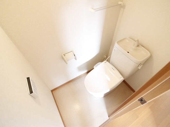 物件内観写真12　(トイレ)