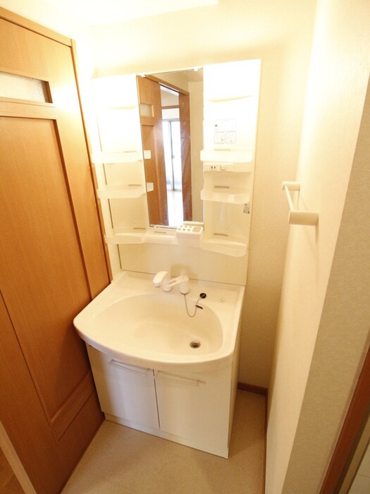 物件内観写真13　(洗面)